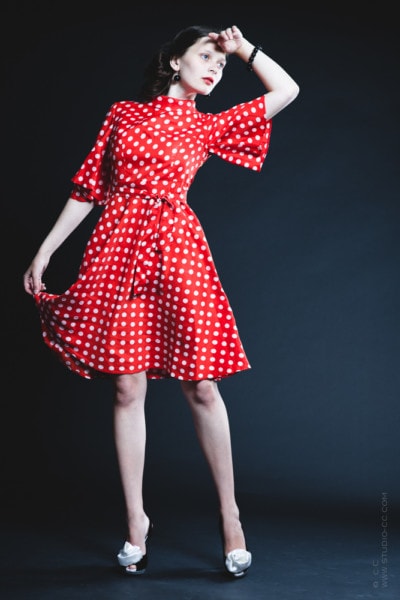 Evgenia-photo-mode-robe-rouge